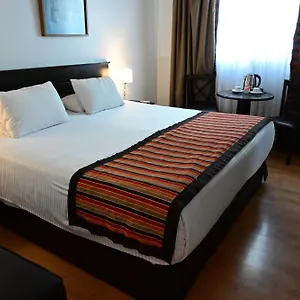 Отель Hotel Mendoza, Мендоса